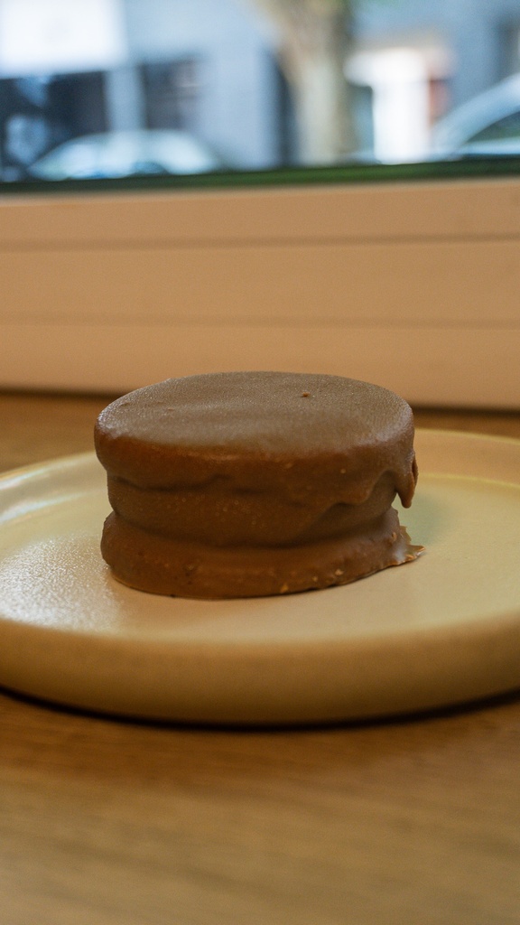 Alfajor keto de chocolate NUTRISAU