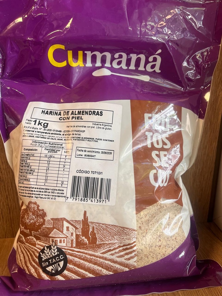 Harina de almendras CON piel sin gluten 1 kg Cumana