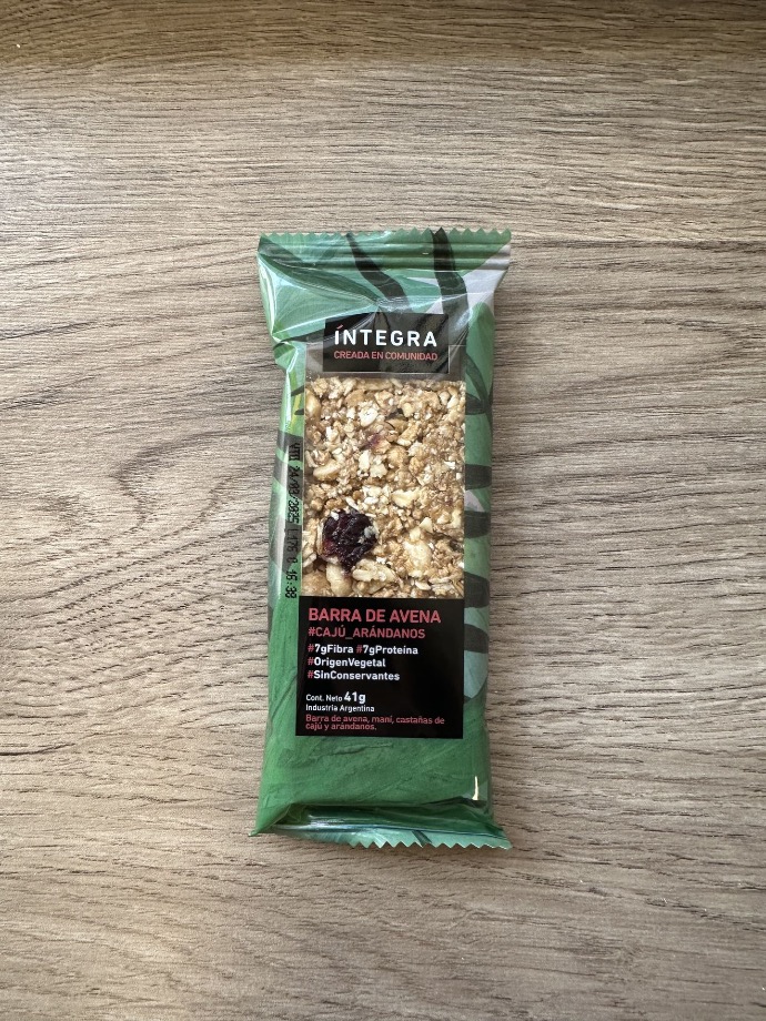 Barrita avena caju y arandanos INTEGRA