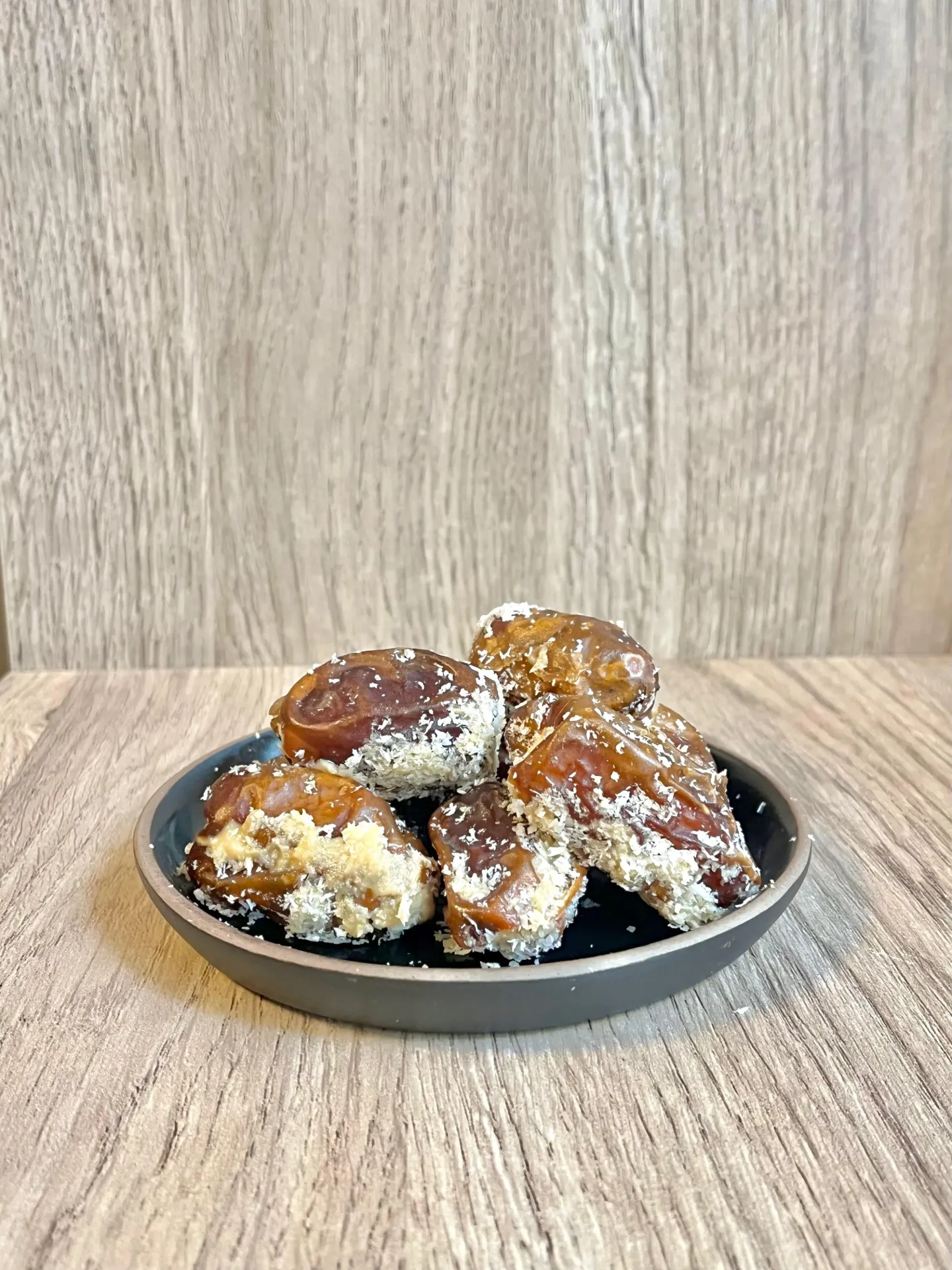 Bombon de datiles rellenos de pasta de maní 6 u NUTRISAU
