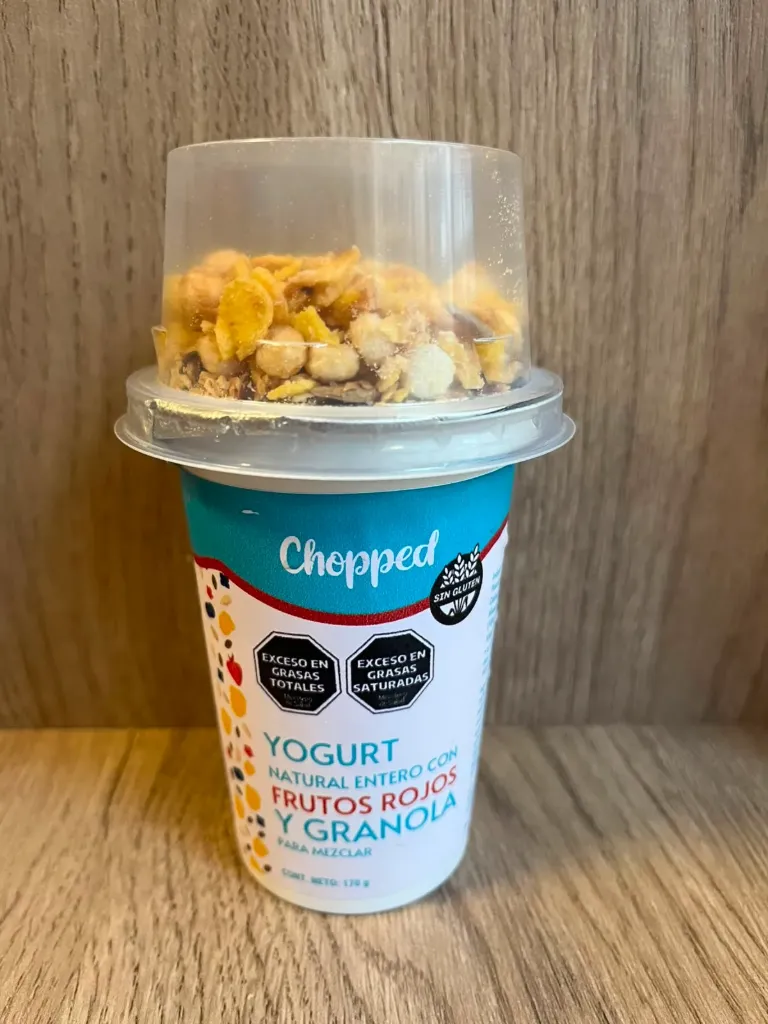 Yogur con granola Frutos rojos 170g Chopped