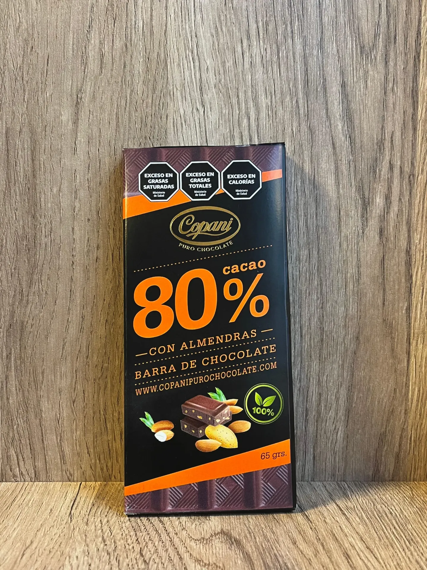 Barra de chocolate con almendras 80% x 65g Copani